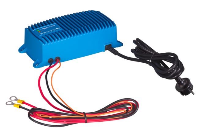 Victron battery charger Blue Smart IP67 24V 8A