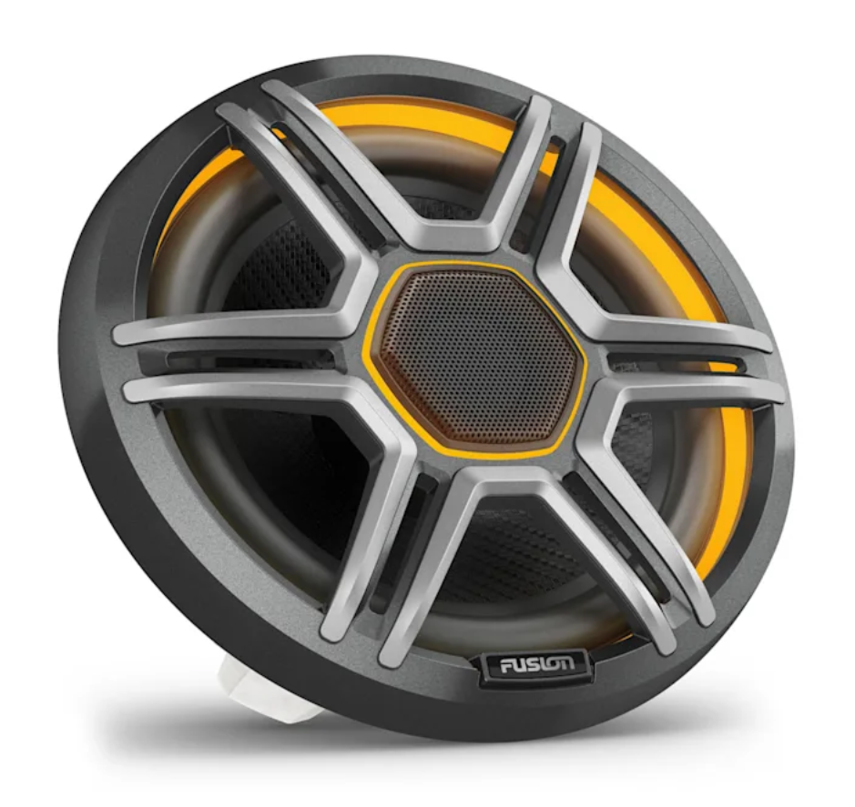 Fusion Apollo™ 7.7" LED Marine skaļruņi ar pelēku sportiska stila aizsargrežģi
